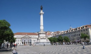 Die Kolumbis-Statue in Lissabon 